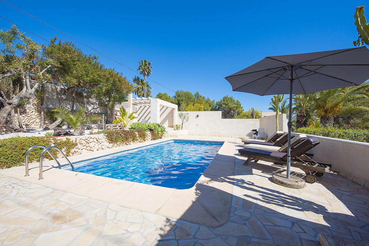 קלפה Villa Benavero Boutique Style Within Fenced Tropical Garden מראה חיצוני תמונה